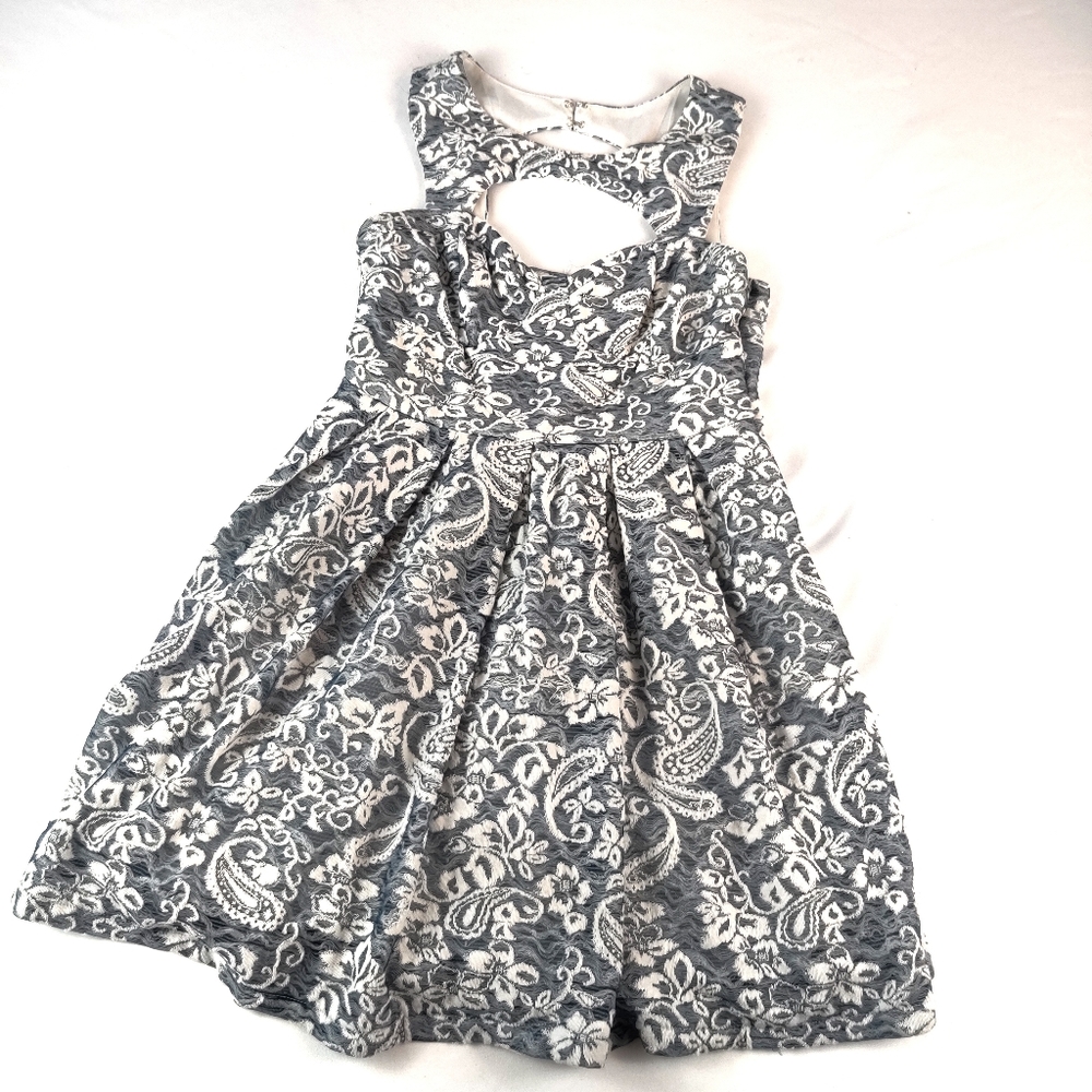 NWT FUNKY SOUL Beautiful Mini Dress